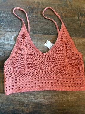 Crochet Bralette Tank Top in Dusty Coral size large. NWT
